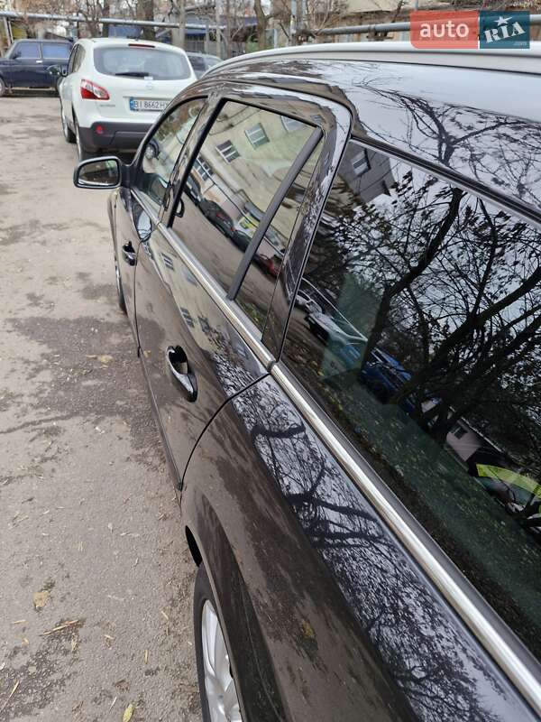 Универсал Opel Astra 2008 в Полтаве