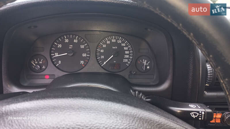 Седан Opel Astra 2006 в Киеве