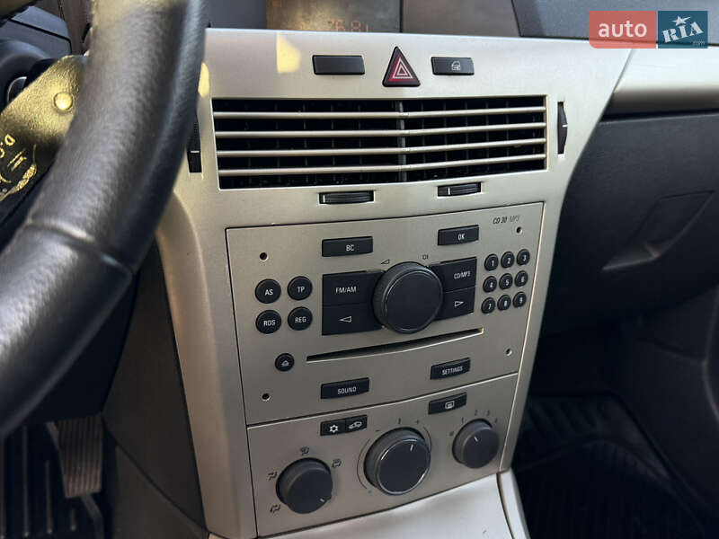 Универсал Opel Astra 2008 в Одессе