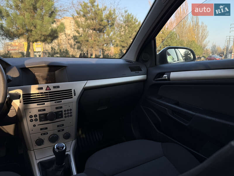 Универсал Opel Astra 2008 в Одессе