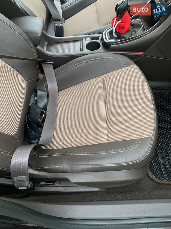 Универсал Opel Astra 2012 в Летичеве