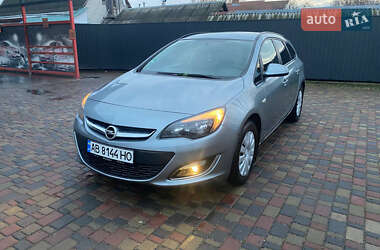 Универсал Opel Astra 2013 в Смеле