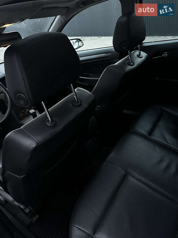 Универсал Opel Astra 2005 в Хмельницком