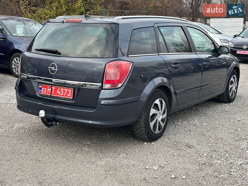 Универсал Opel Astra 2006 в Каменском