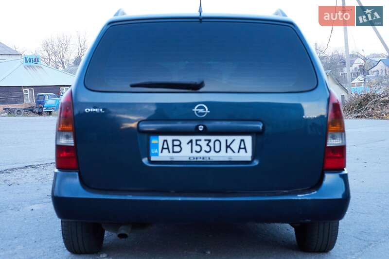 Универсал Opel Astra 2002 в Жмеринке
