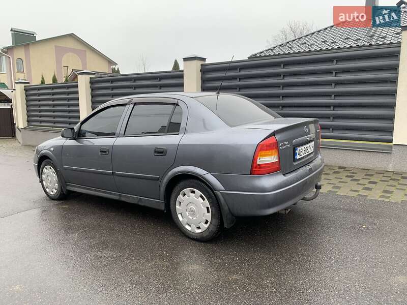 Седан Opel Astra 2008 в Виннице