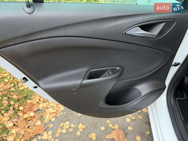 Универсал Opel Astra 2021 в Хмельницком