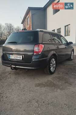 Универсал Opel Astra 2009 в Надворной