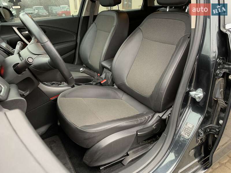 Универсал Opel Astra 2014 в Бердичеве