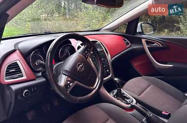 Хэтчбек Opel Astra 2010 в Жовкве