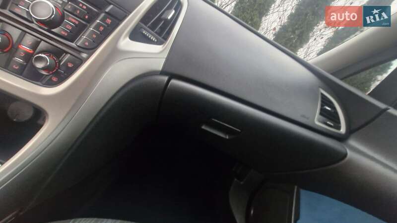 Хетчбек Opel Astra 2010 в Івано-Франківську