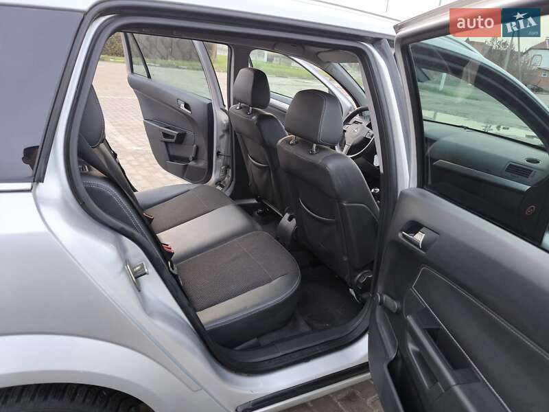 Универсал Opel Astra 2009 в Харькове