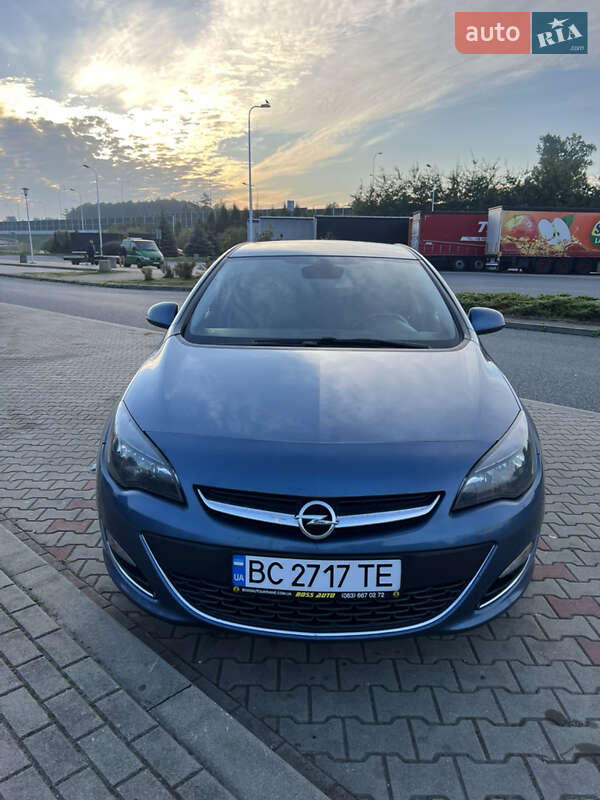 Opel Astra 2015