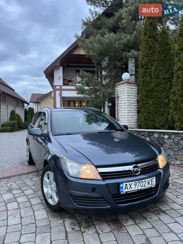 Універсал Opel Astra 2005 в Тульчині