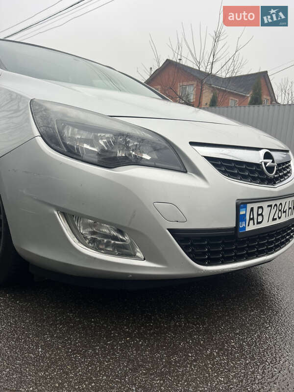 Універсал Opel Astra 2012 в Калинівці фото 16 Універсал Opel Astra 2012 в Калинівці