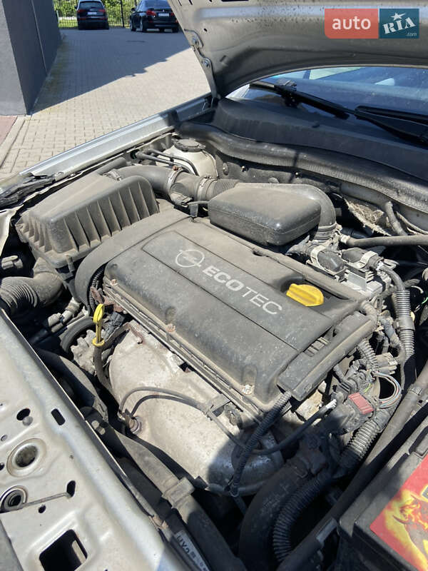 Універсал Opel Astra 2005 в Бердичеві