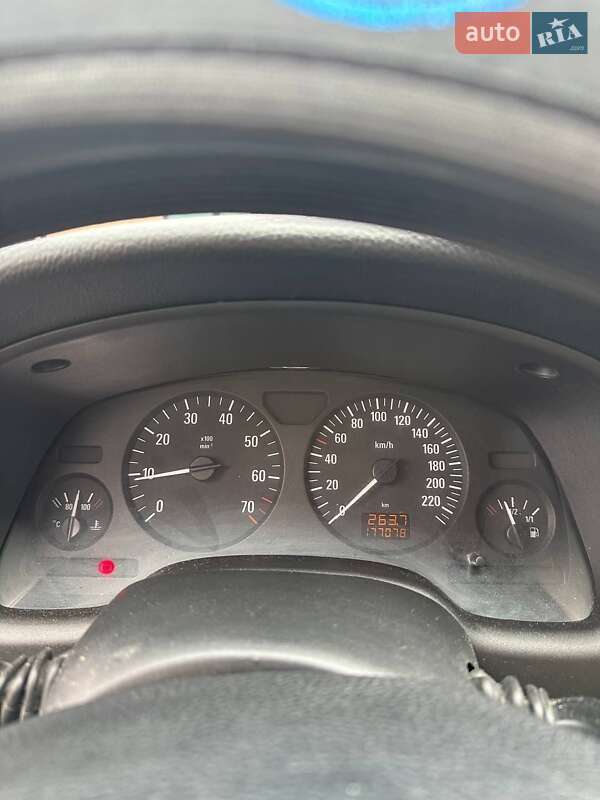 Седан Opel Astra 2008 в Хмельницькому