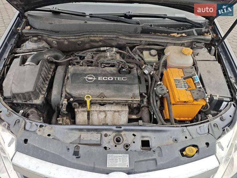 Универсал Opel Astra 2007 в Новомосковске