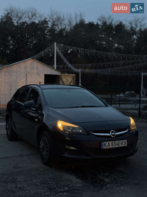 Opel Astra 2012 Opel Astra 2012