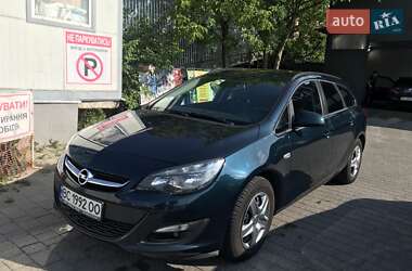 Универсал Opel Astra 2016 в Львове