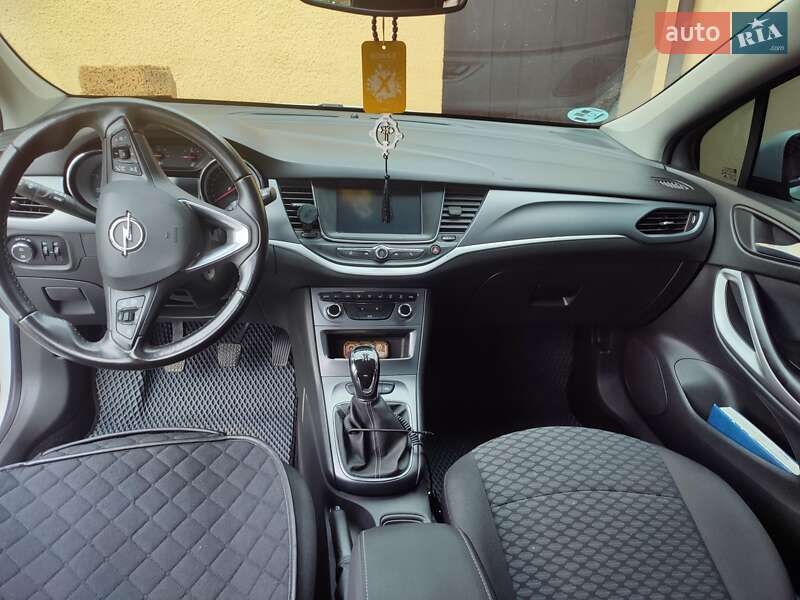 Универсал Opel Astra 2019 в Трускавце