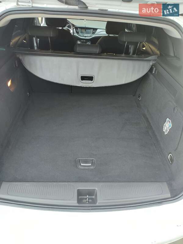 Универсал Opel Astra 2019 в Трускавце