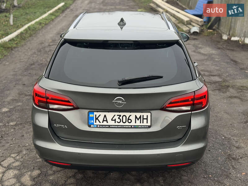 Універсал Opel Astra 2017 в Полтаві