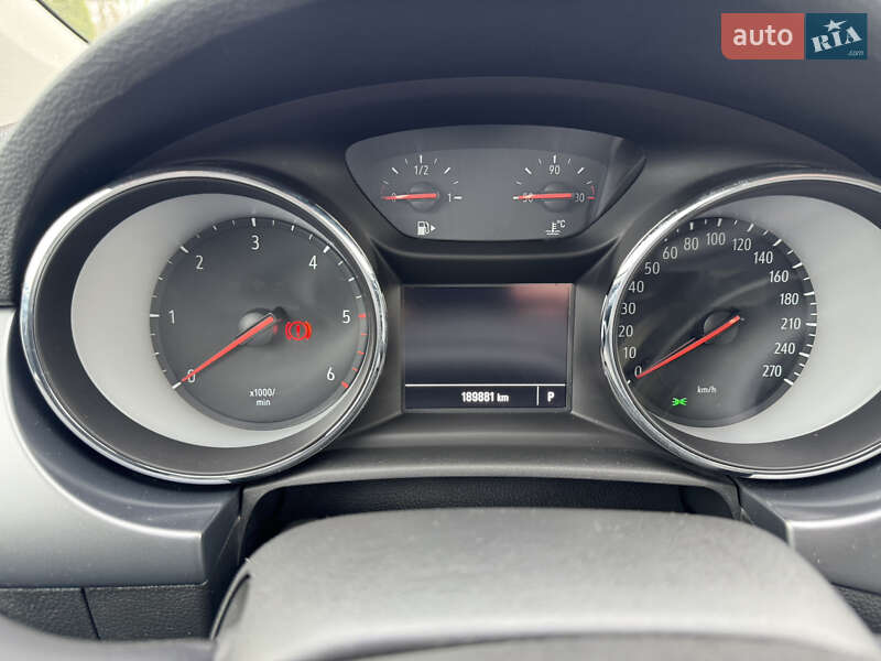 Універсал Opel Astra 2018 в Хмельницькому