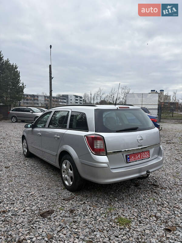 Універсал Opel Astra 2008 в Білій Церкві