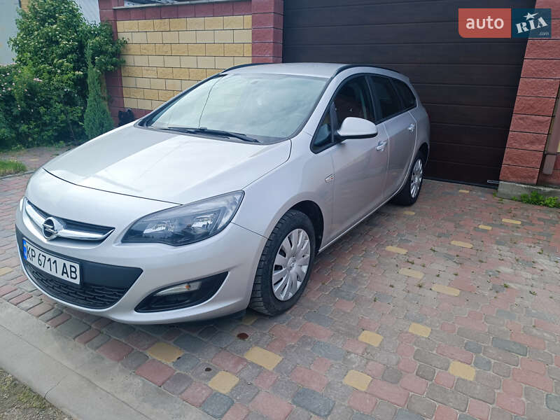 Універсал Opel Astra 2014 в Запоріжжі