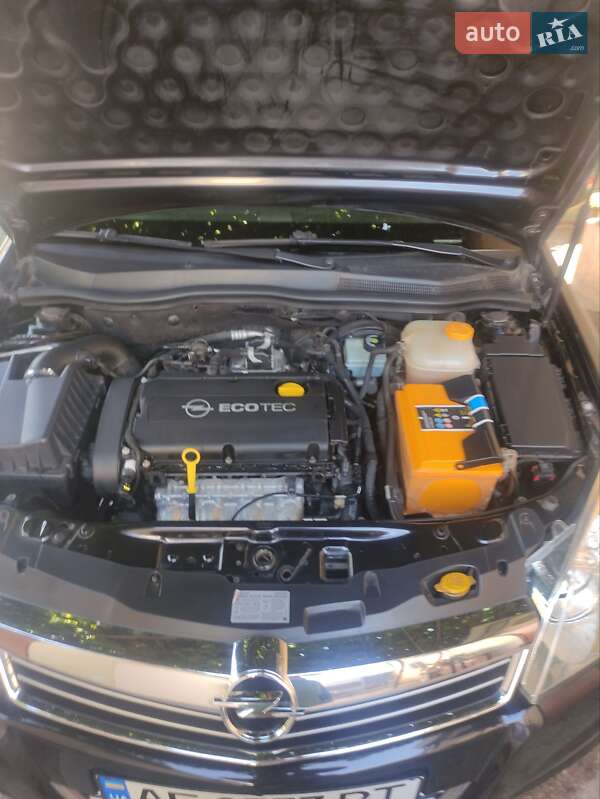 Універсал Opel Astra 2009 в Кам'янському