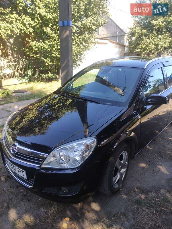 Універсал Opel Astra 2009 в Кам'янському
