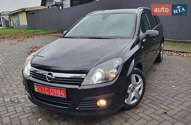 Універсал Opel Astra 2006 в Черкасах