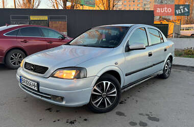 Седан Opel Astra 2000 в Кременчуці