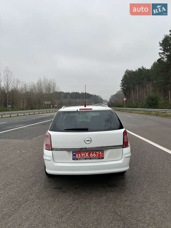 Универсал Opel Astra 2009 в Ковеле