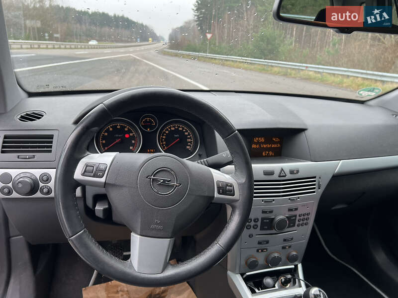 Универсал Opel Astra 2009 в Ковеле