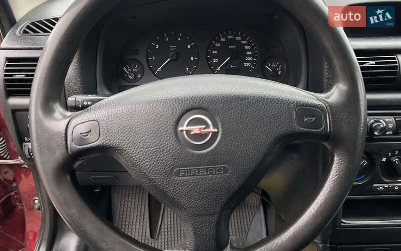 Хетчбек Opel Astra 2000 в Коломиї