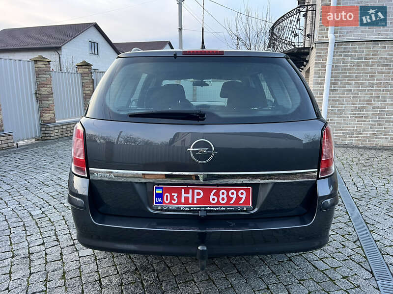 Універсал Opel Astra 2009 в Гнівані