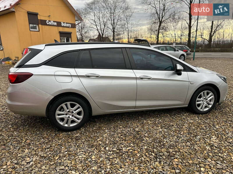 Універсал Opel Astra 2018 в Коломиї