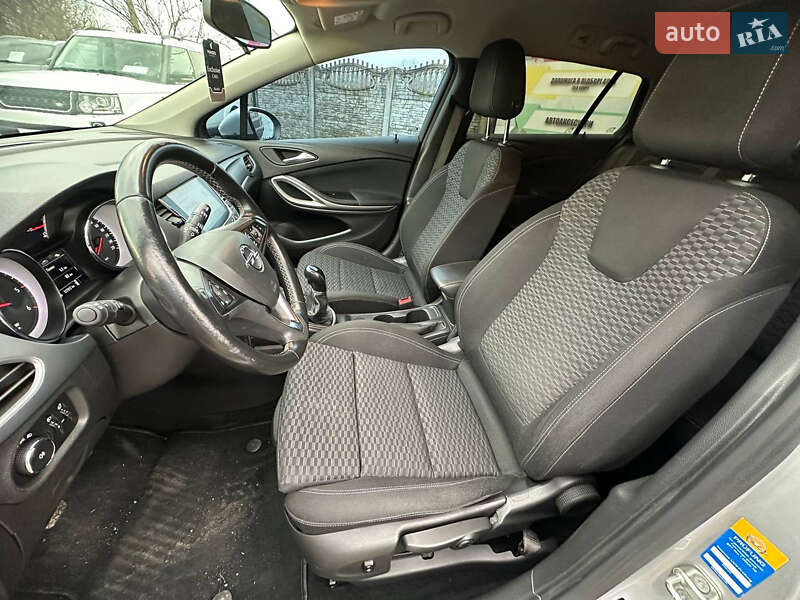 Універсал Opel Astra 2018 в Коломиї