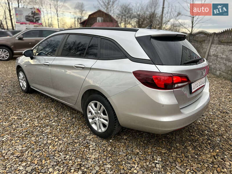 Універсал Opel Astra 2018 в Коломиї
