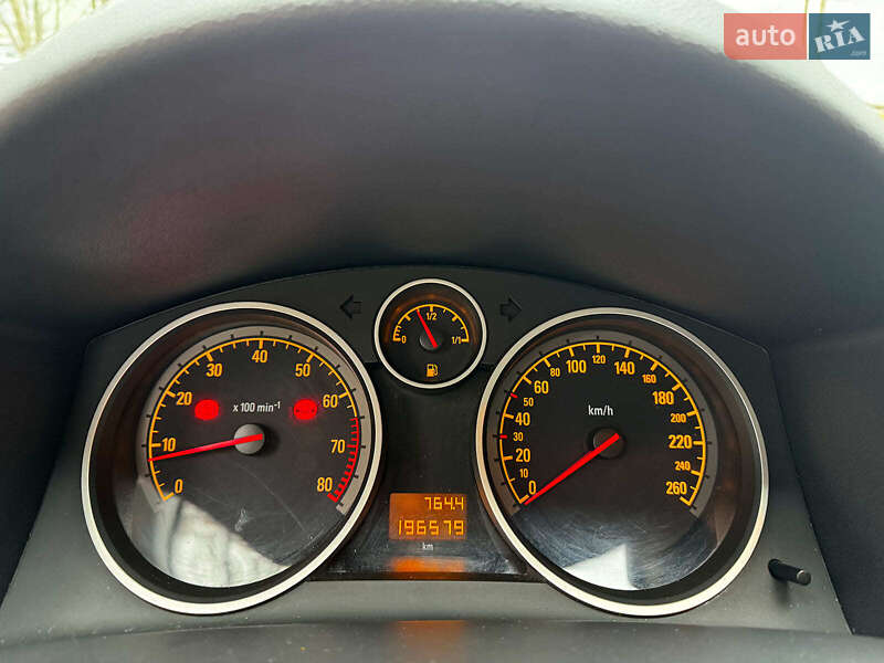 Універсал Opel Astra 2008 в Києві