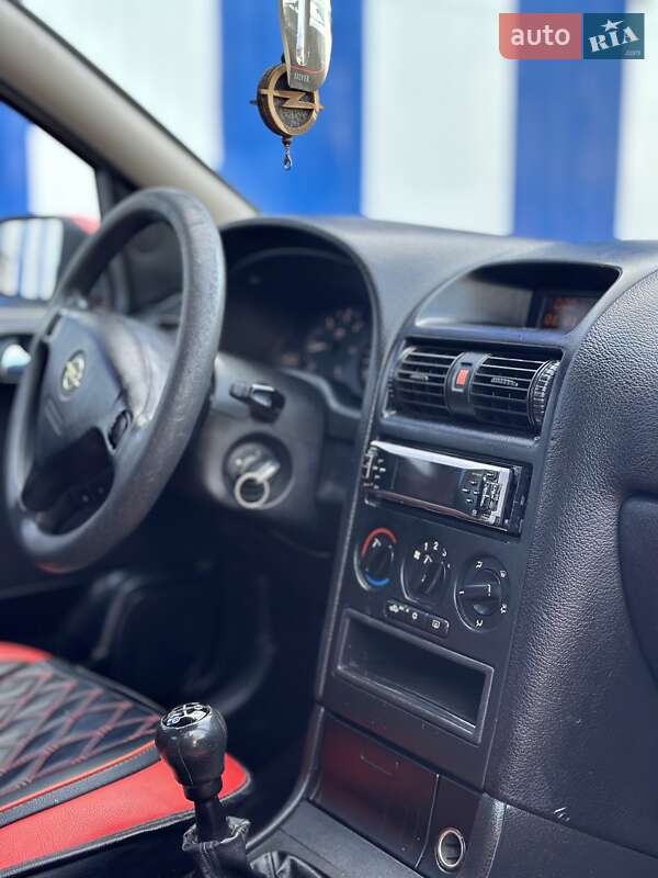 Універсал Opel Astra 1999 в Одесі