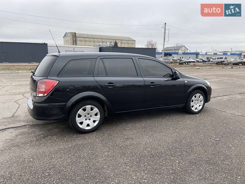 Универсал Opel Astra 2012 в Белой Церкви