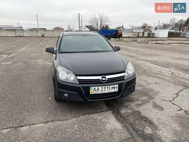 Универсал Opel Astra 2012 в Белой Церкви