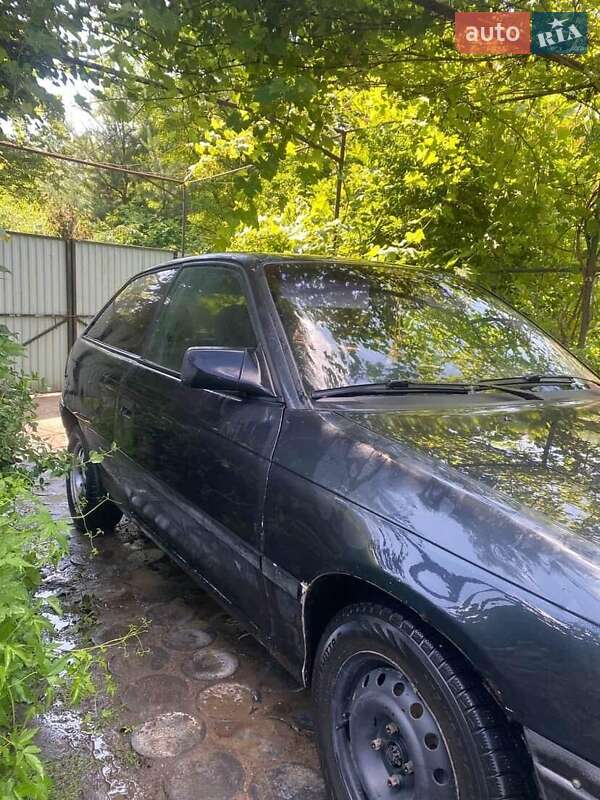 Хетчбек Opel Astra 1993 в Бурштині