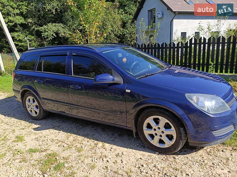 Універсал Opel Astra 2005 в Івано-Франківську фото Універсал Opel Astra 2005 в Івано-Франківську
