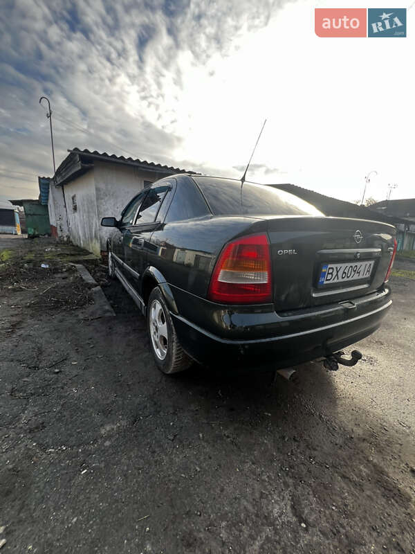 Opel Astra 2003