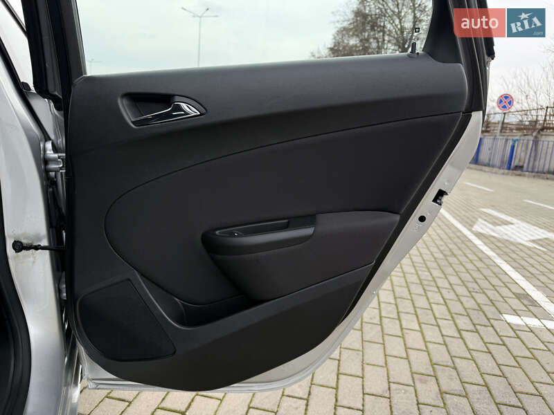 Универсал Opel Astra 2015 в Тернополе