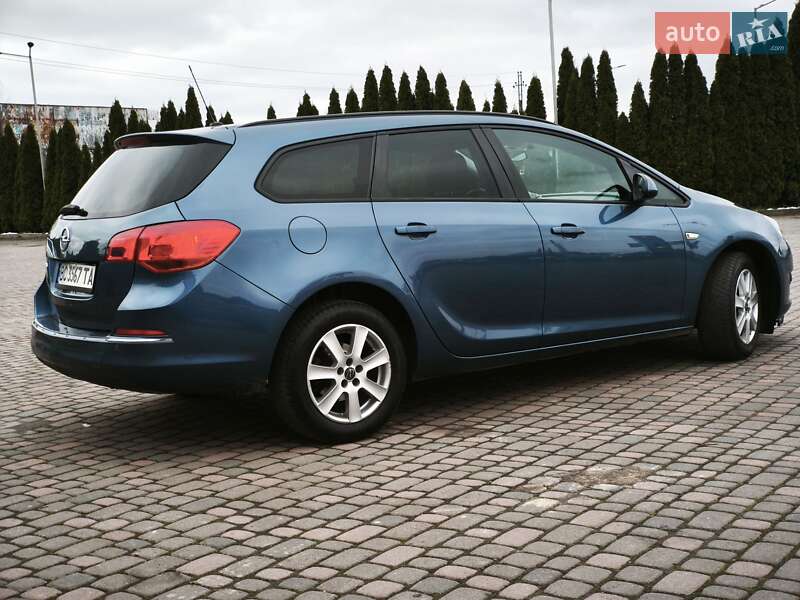 Универсал Opel Astra 2013 в Львове фото 9 Универсал Opel Astra 2013 в Львове